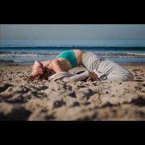 GapFit Breathe Sports Bra